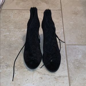 Black Heels Bootie